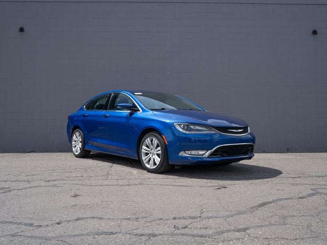 2016 Chrysler 200 C