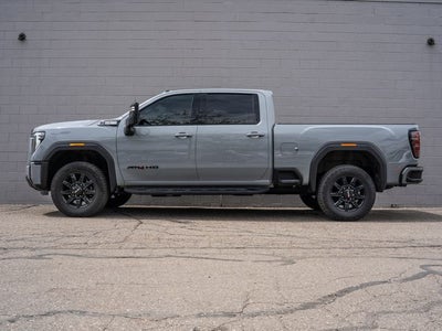 2025 GMC Sierra 2500HD AT4