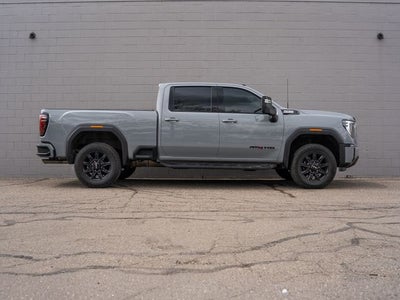 2025 GMC Sierra 2500HD AT4