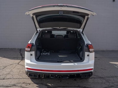 2026 Volkswagen Atlas Cross Sport 2.0T SEL R-Line Black