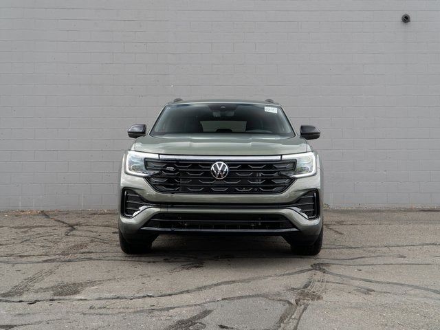 2026 Volkswagen Atlas Cross Sport 2.0T SEL R-Line Black