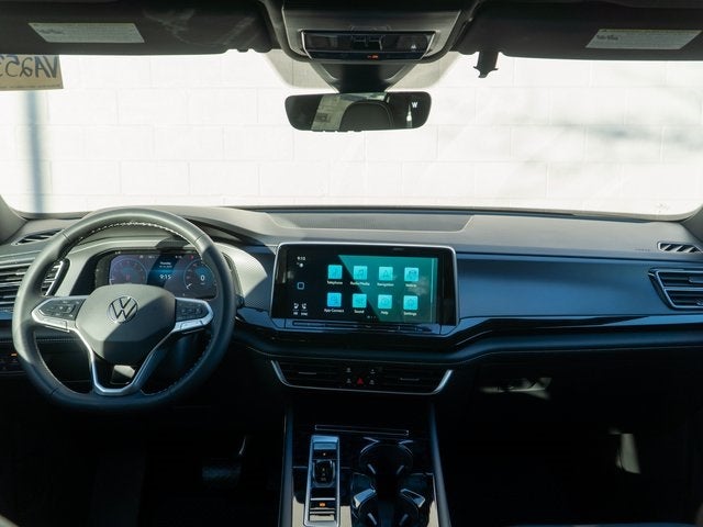 2025 Volkswagen Atlas Cross Sport 2.0T SEL