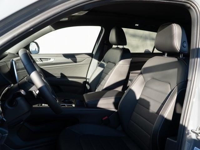 2025 Volkswagen Atlas Cross Sport 2.0T SEL