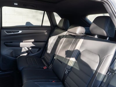 2025 Volkswagen Atlas Cross Sport 2.0T SEL