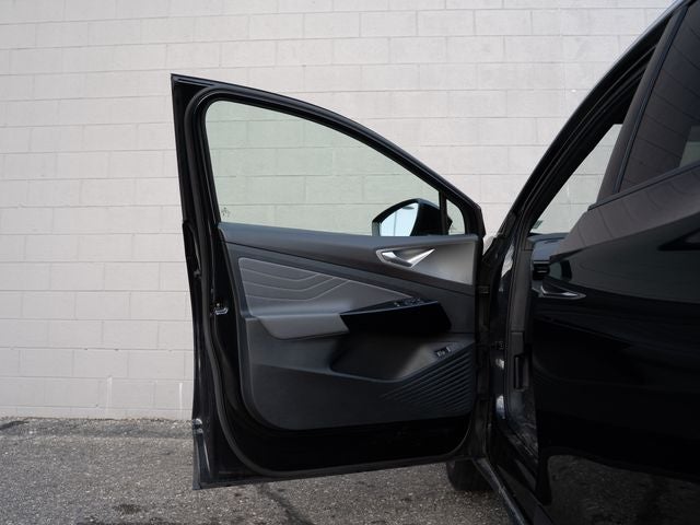 2023 Volkswagen ID.4 Pro S Plus
