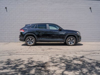 2024 Volkswagen Atlas Cross Sport 2.0T SE