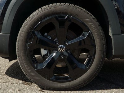 2025 Volkswagen Taos 1.5T SEL