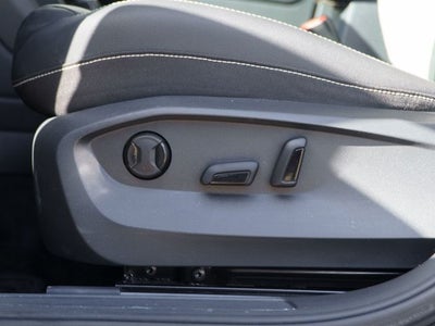 2025 Volkswagen Taos 1.5T SEL