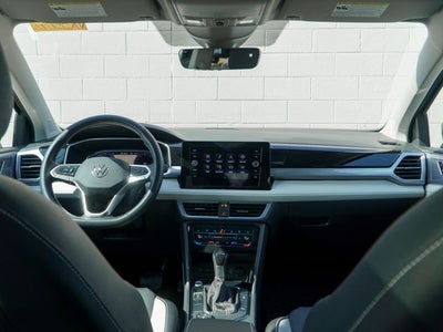 2025 Volkswagen Taos 1.5T SEL