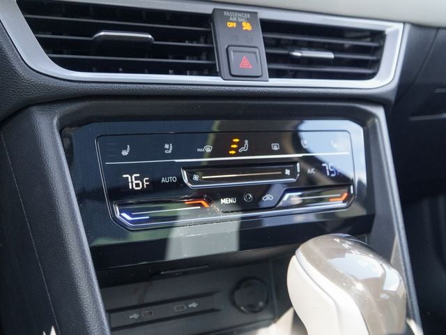 2025 Volkswagen Taos 1.5T SEL