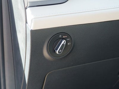 2025 Volkswagen Taos 1.5T SEL