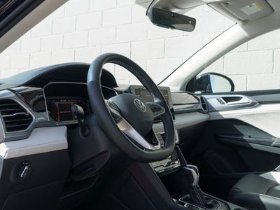 2025 Volkswagen Taos 1.5T SEL
