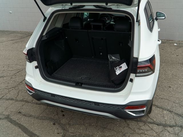 2025 Volkswagen Taos 1.5T SEL