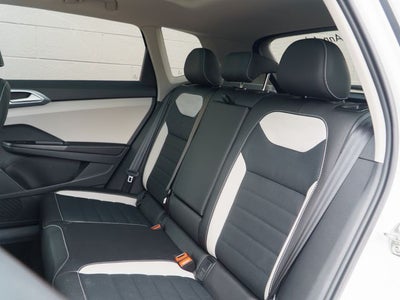 2025 Volkswagen Taos 1.5T SEL