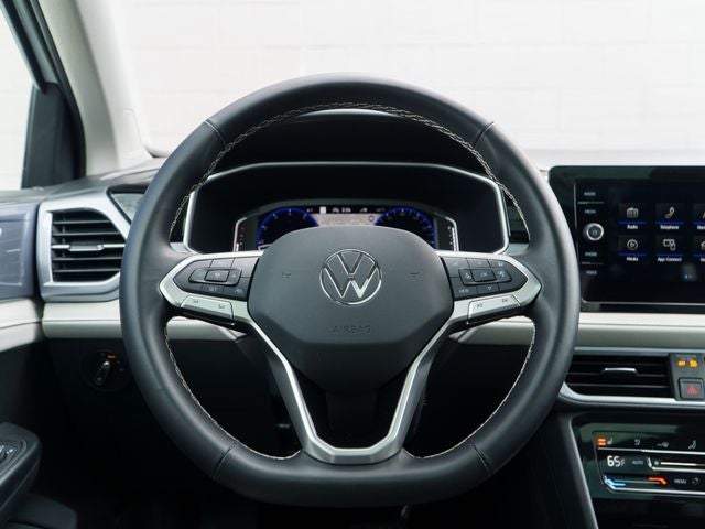 2025 Volkswagen Taos 1.5T SEL