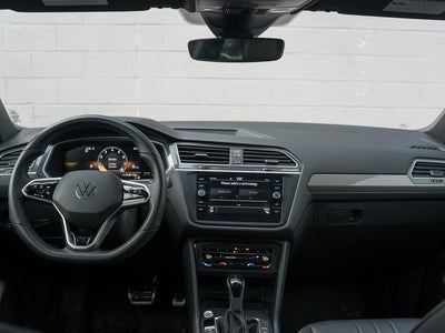 2024 Volkswagen Tiguan 2.0T SE R-Line Black