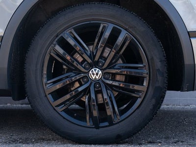 2022 Volkswagen Tiguan 2.0T SE R-Line Black