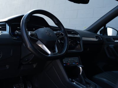 2022 Volkswagen Tiguan 2.0T SE R-Line Black