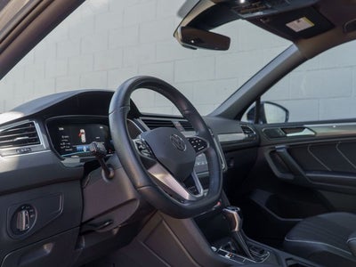 2023 Volkswagen Tiguan 2.0T SE R-Line Black