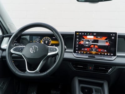 2025 Volkswagen Tiguan 2.0T SE