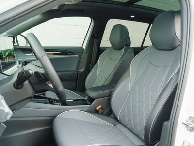 2026 Volkswagen Tiguan 2.0T SEL R-Line Turbo