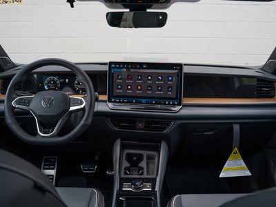 2026 Volkswagen Tiguan 2.0T SEL R-Line Turbo