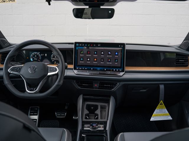 2026 Volkswagen Tiguan 2.0T SEL R-Line Turbo