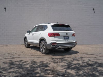 2024 Volkswagen Taos 1.5T SE