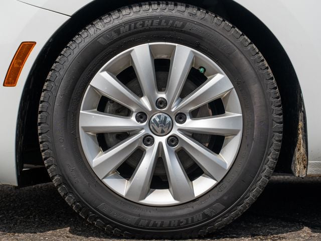 2019 Volkswagen Beetle Convertible 2.0T S