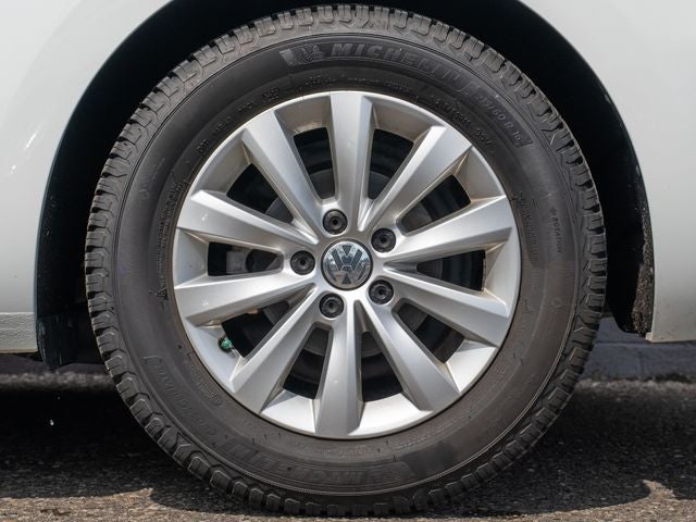 2019 Volkswagen Beetle Convertible 2.0T S