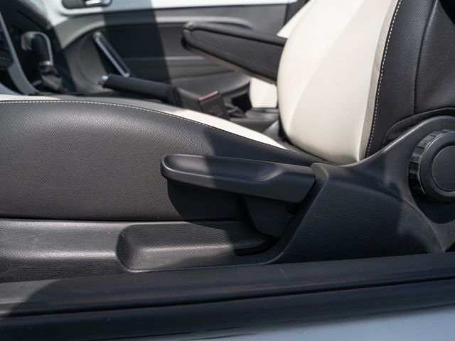 2019 Volkswagen Beetle Convertible 2.0T S