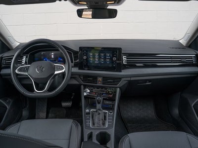 2025 Volkswagen Jetta 1.5T SE