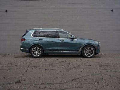 2023 BMW X7 xDrive40i