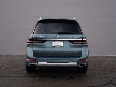 2023 BMW X7 xDrive40i