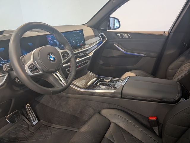 2025 BMW X5 M60i