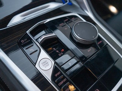 2024 BMW X6 xDrive40i