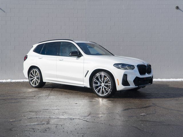 2024 BMW X3 M40i