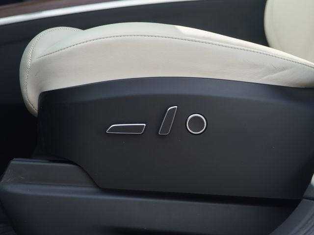 2022 Tesla Model X Base