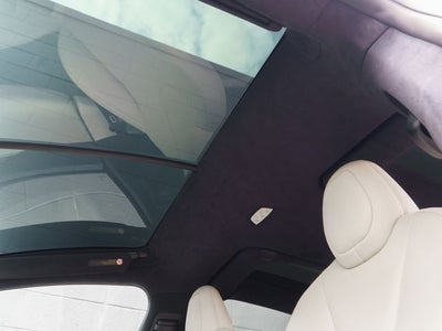 2022 Tesla Model X Base