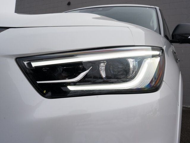 2021 INFINITI QX80 Premium Select