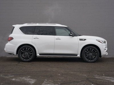 2021 INFINITI QX80 Premium Select