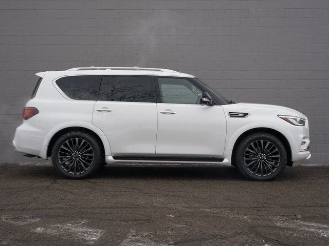 2021 INFINITI QX80 Premium Select