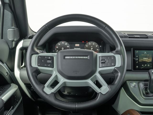 2024 Land Rover Defender SE