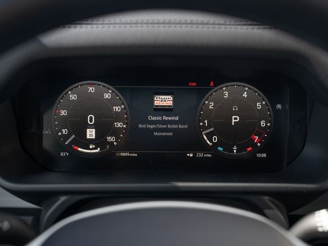2024 Land Rover Defender SE