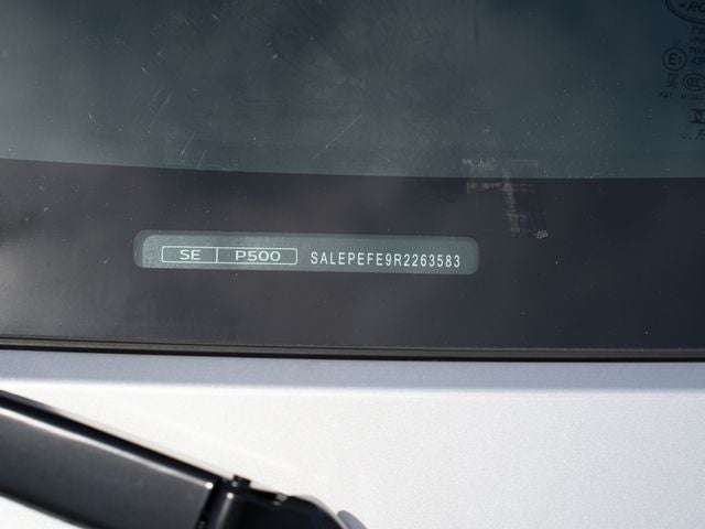2024 Land Rover Defender SE