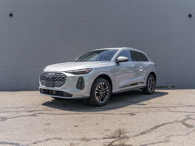 2025 Audi New Q5 2.0T Premium quattro