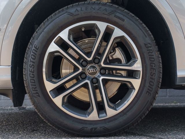 2025 Audi New Q5 2.0T Premium quattro