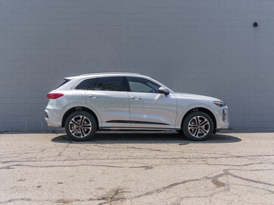 2025 Audi New Q5 2.0T Premium quattro