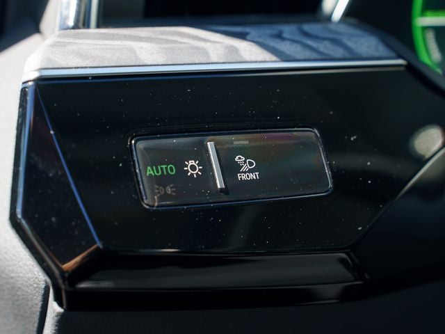2024 Audi Q8 e-tron Premium Plus quattro