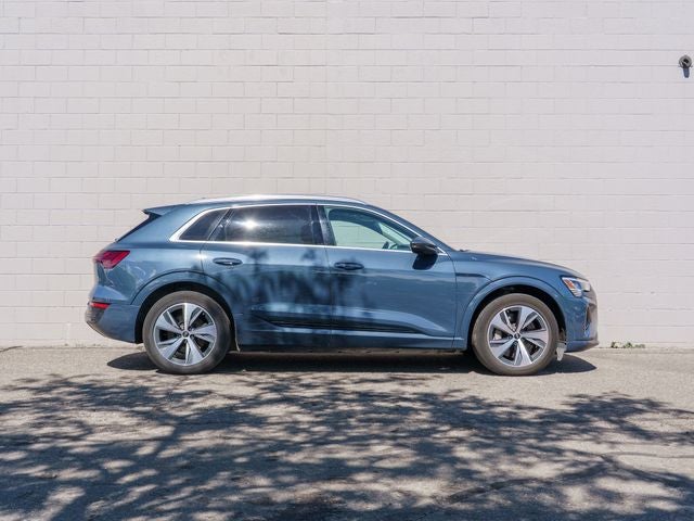 2024 Audi Q8 e-tron Premium Plus quattro
